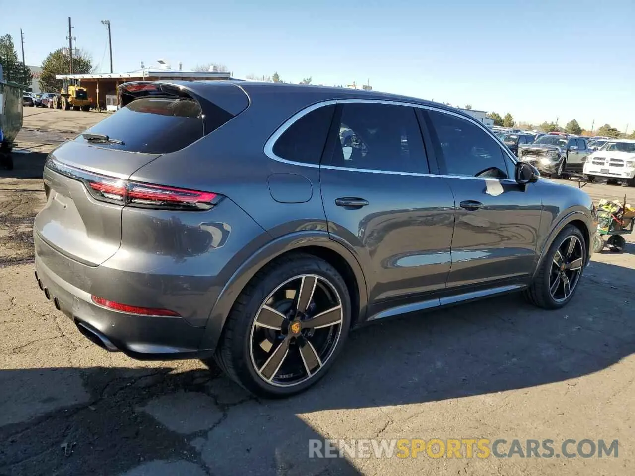 3 fotografías del automóvil dañado WP1AE2AY7KDA50488 PORSCHE CAYENNE 2019