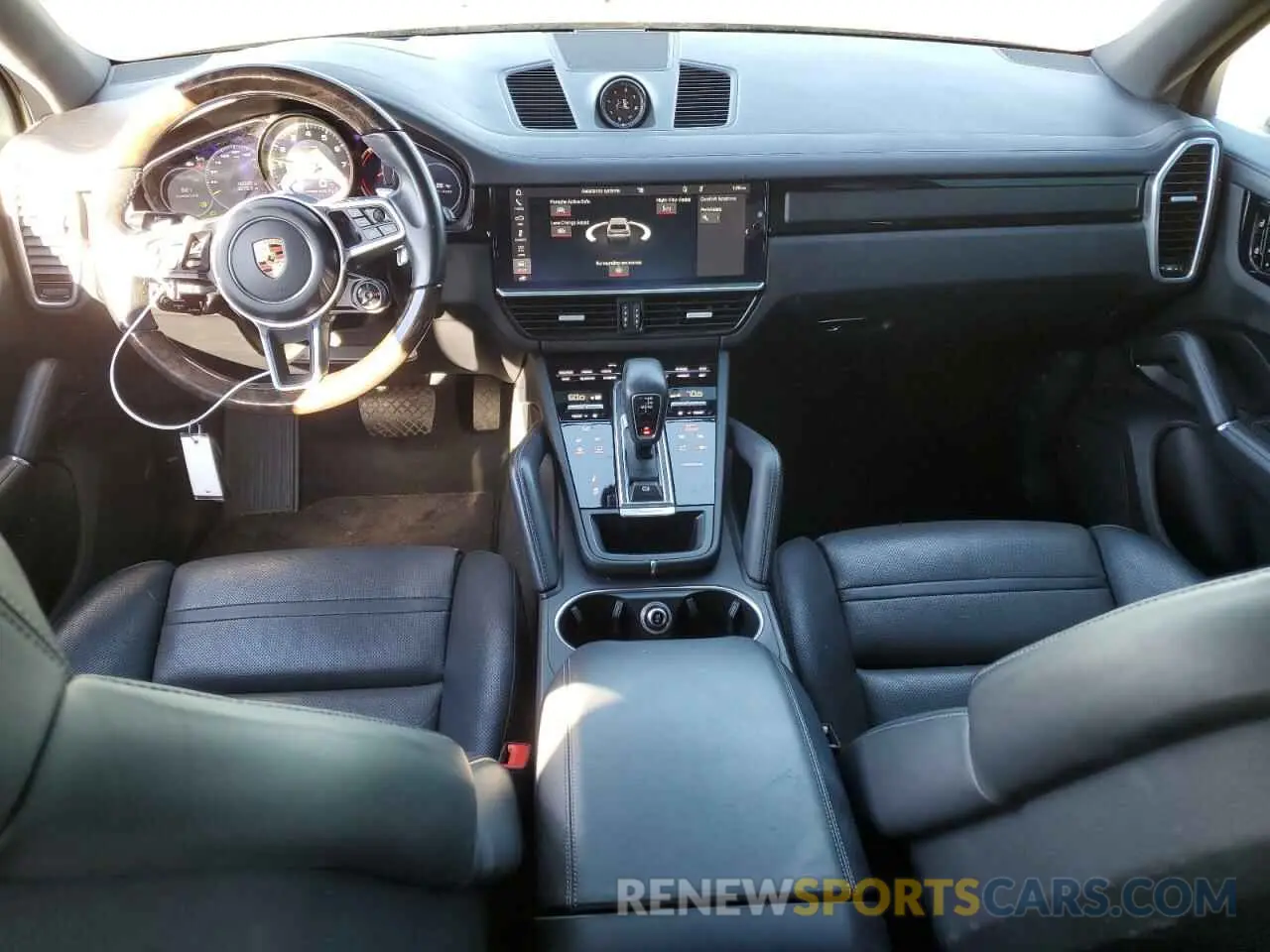 8 fotografías del automóvil dañado WP1AE2AY7KDA50488 PORSCHE CAYENNE 2019