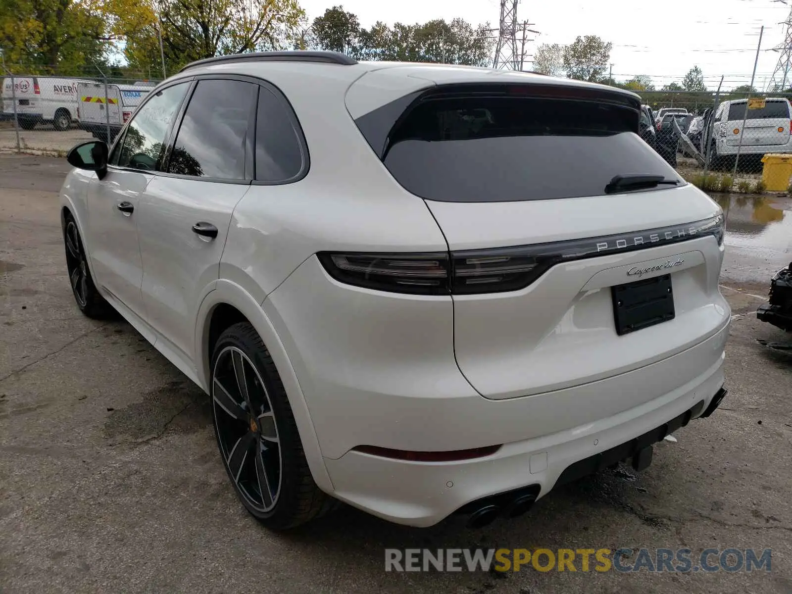 3 fotografías del automóvil dañado WP1AF2AY3KDA80570 PORSCHE CAYENNE 2019