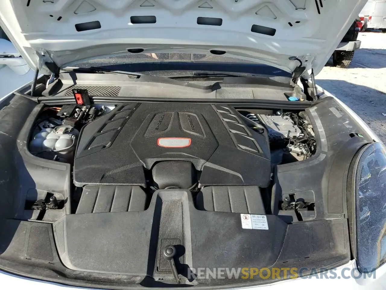 7 fotografías del automóvil dañado WP1AF2AY7KDA81141 PORSCHE CAYENNE 2019