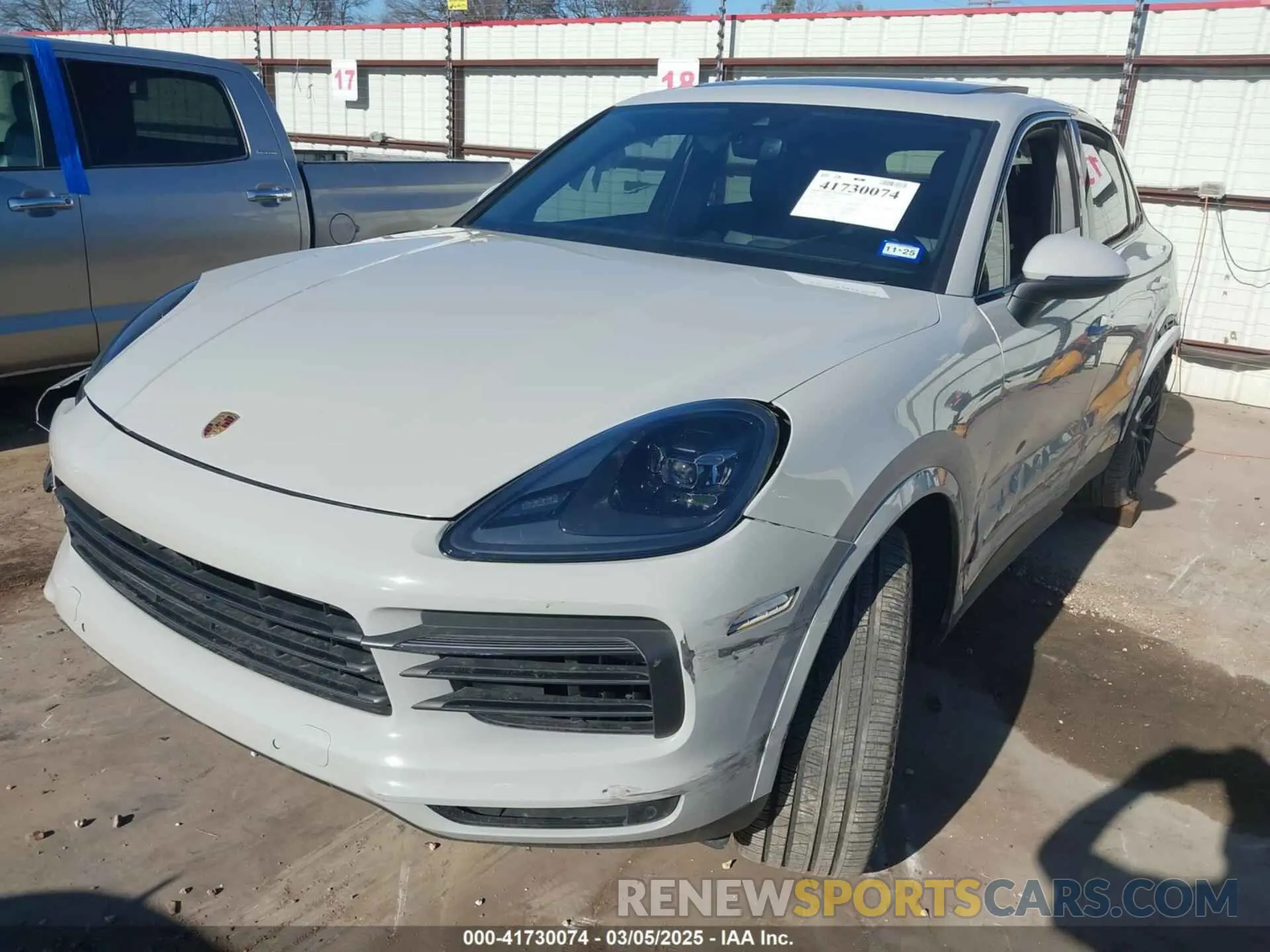 2 fotografías del automóvil dañado WP1AA2AY1LDA07276 PORSCHE CAYENNE 2020