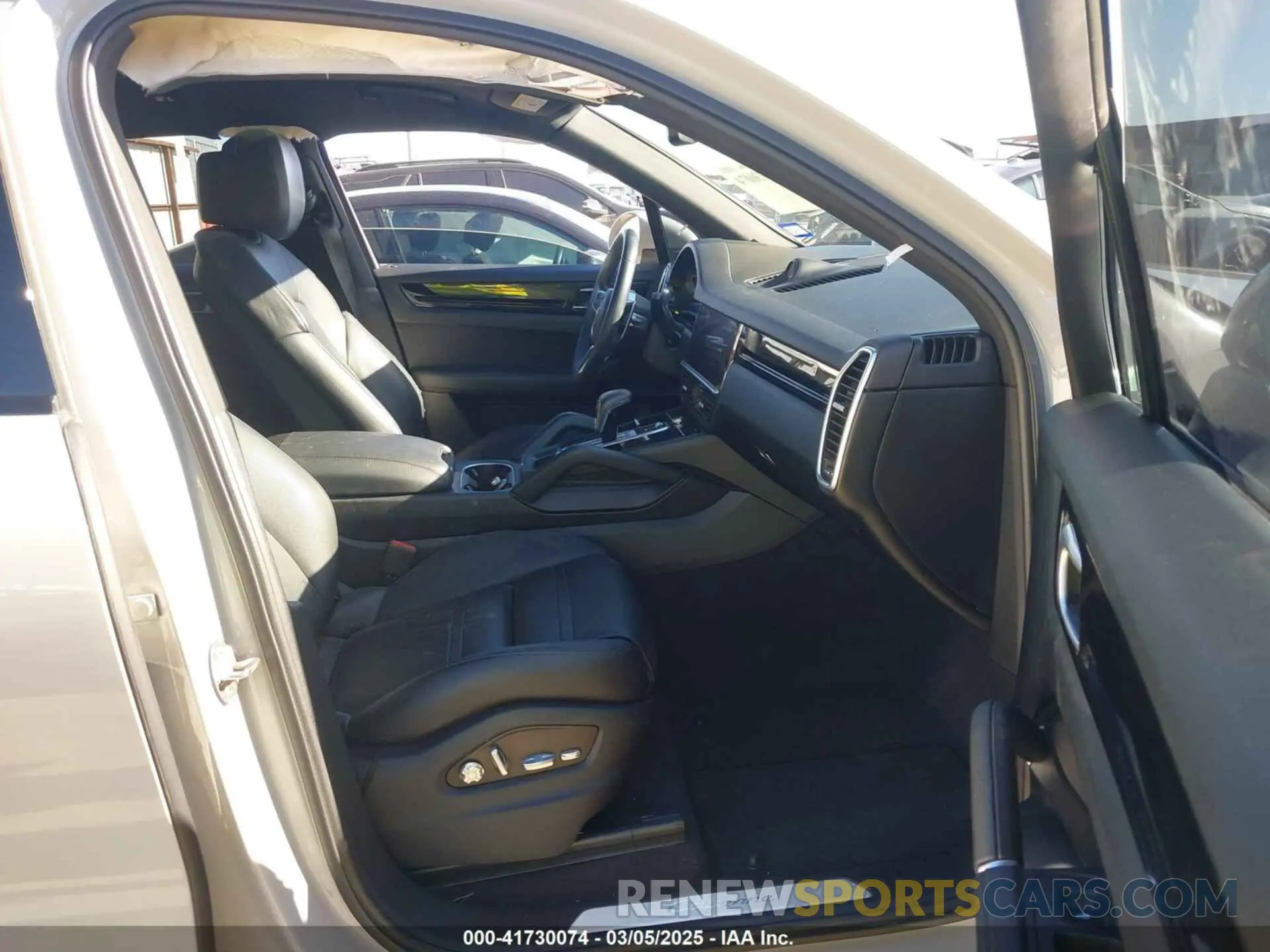 5 fotografías del automóvil dañado WP1AA2AY1LDA07276 PORSCHE CAYENNE 2020