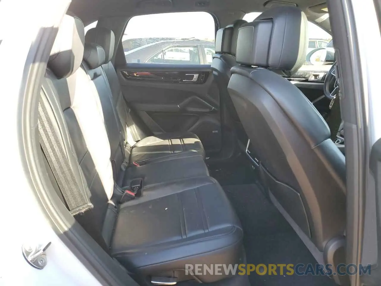 10 fotografías del automóvil dañado WP1AA2AY2LDA03544 PORSCHE CAYENNE 2020