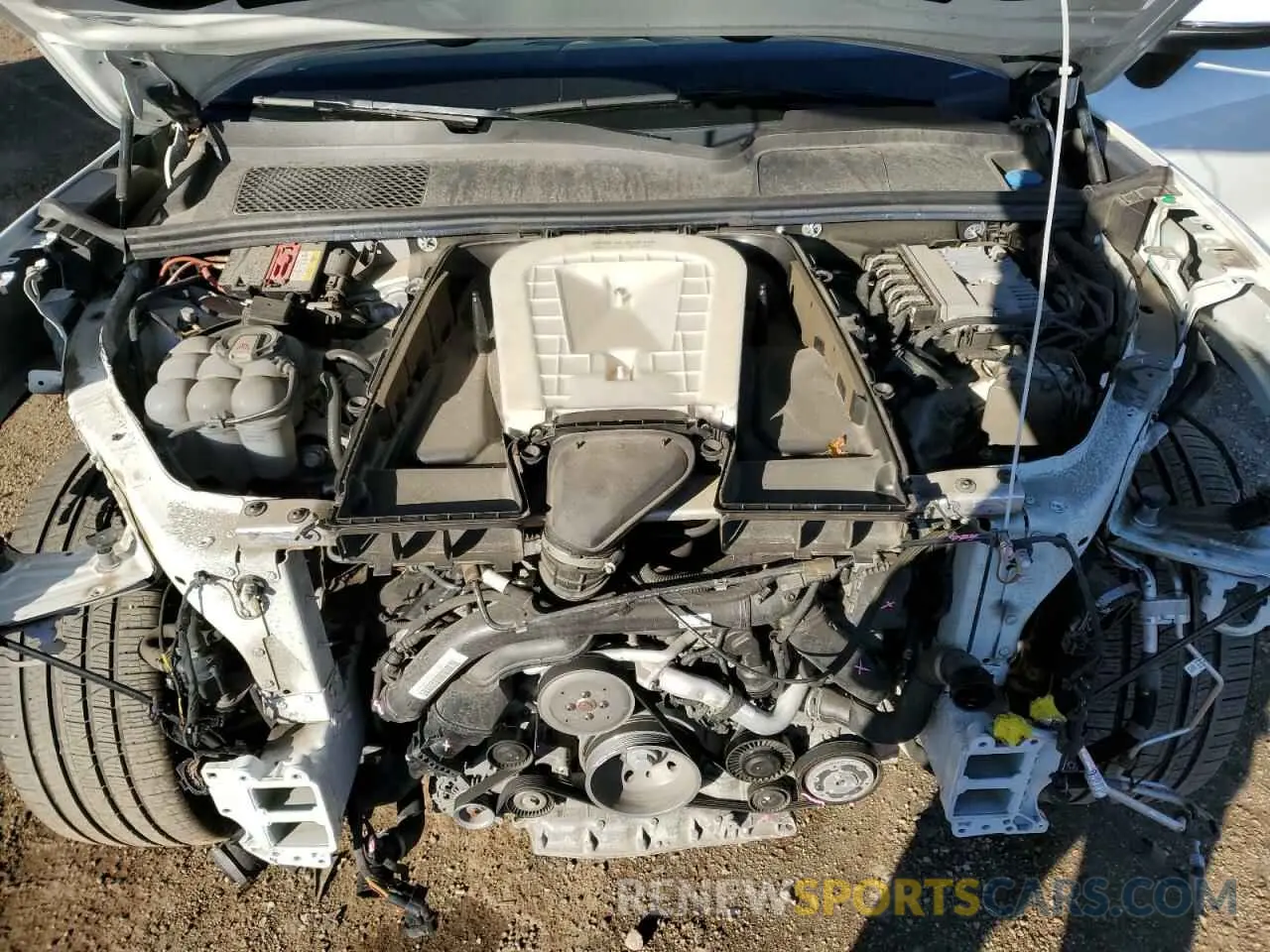 11 fotografías del automóvil dañado WP1AA2AY2LDA03544 PORSCHE CAYENNE 2020