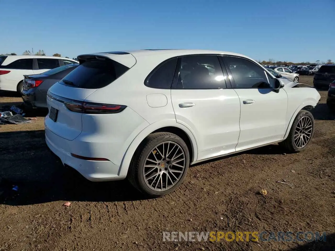 3 fotografías del automóvil dañado WP1AA2AY2LDA03544 PORSCHE CAYENNE 2020