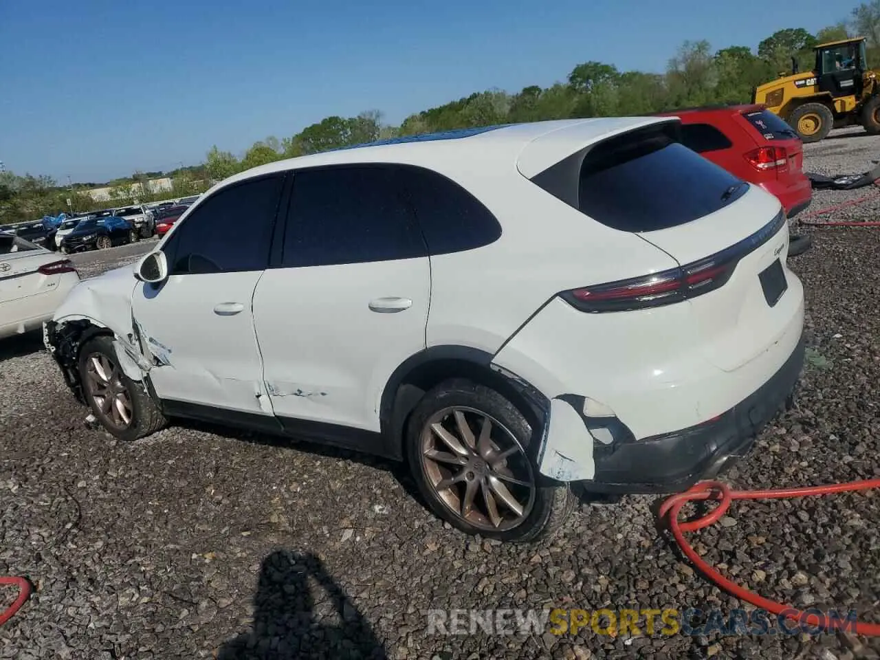 2 fotografías del automóvil dañado WP1AA2AY2LDA03933 PORSCHE CAYENNE 2020