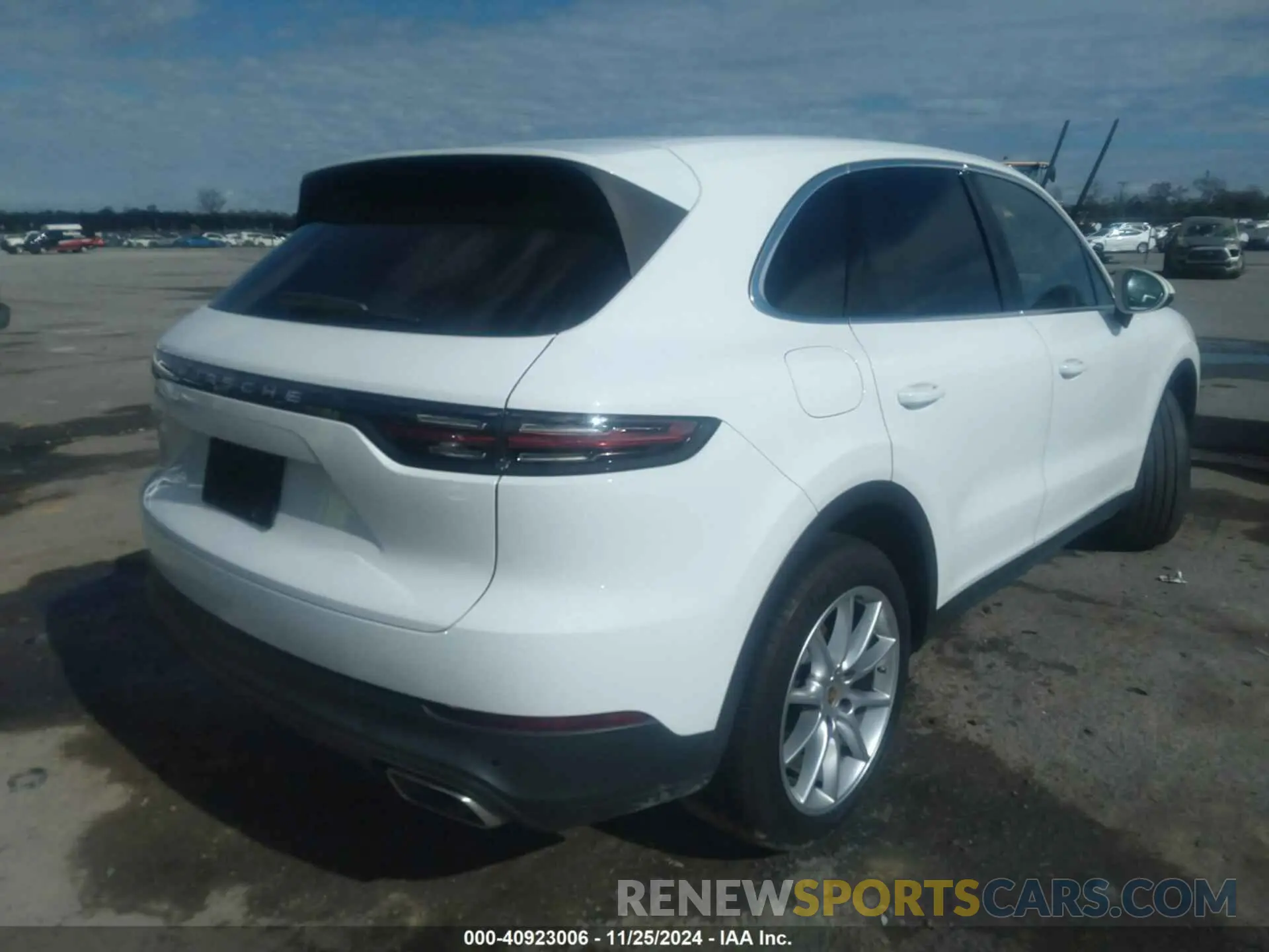 4 fotografías del automóvil dañado WP1AA2AY2LDA06573 PORSCHE CAYENNE 2020