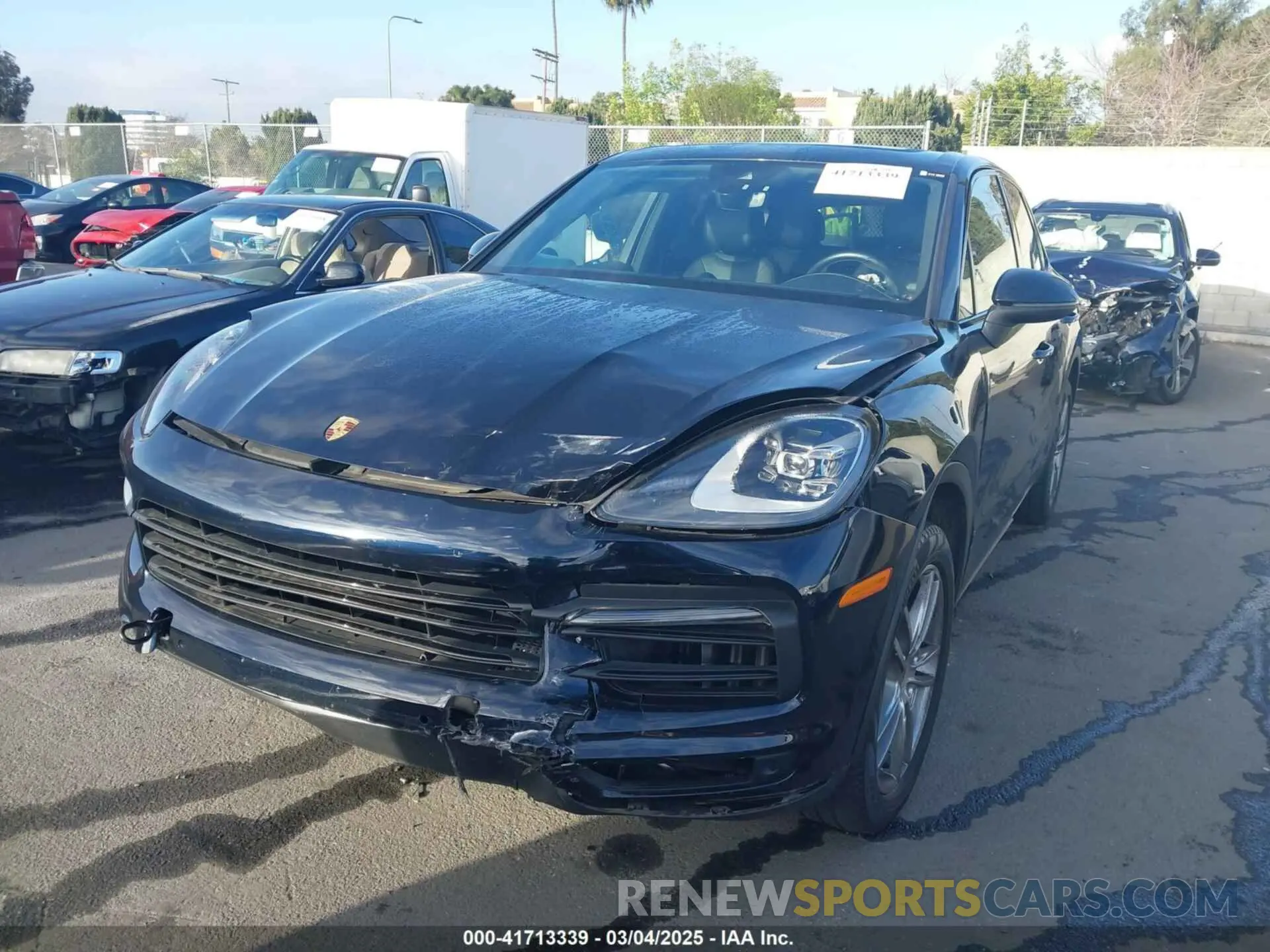 2 fotografías del automóvil dañado WP1AA2AY3LDA04136 PORSCHE CAYENNE 2020