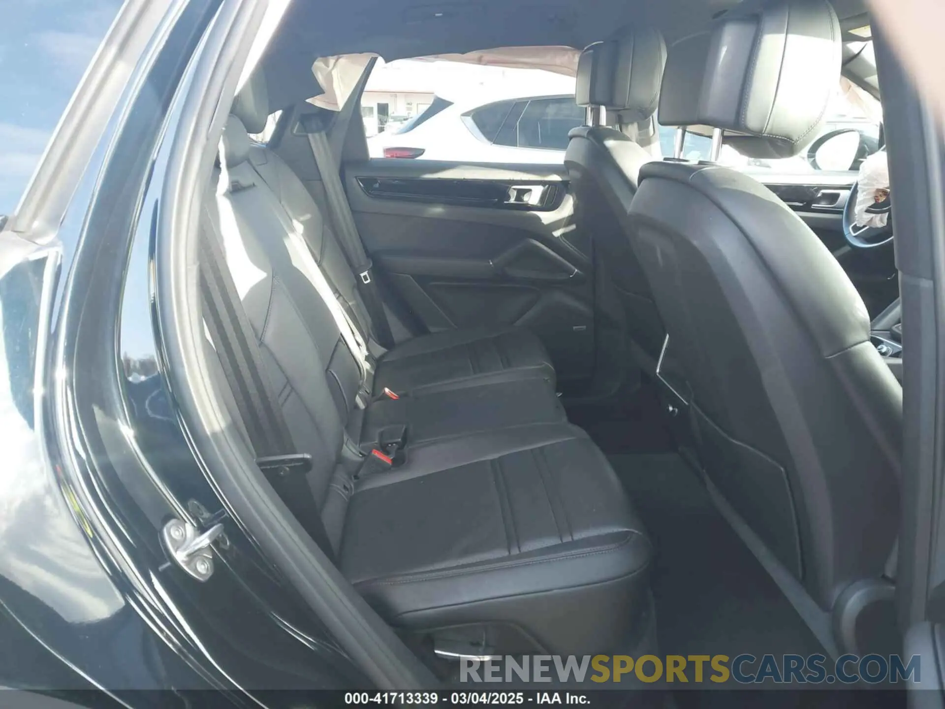 8 fotografías del automóvil dañado WP1AA2AY3LDA04136 PORSCHE CAYENNE 2020