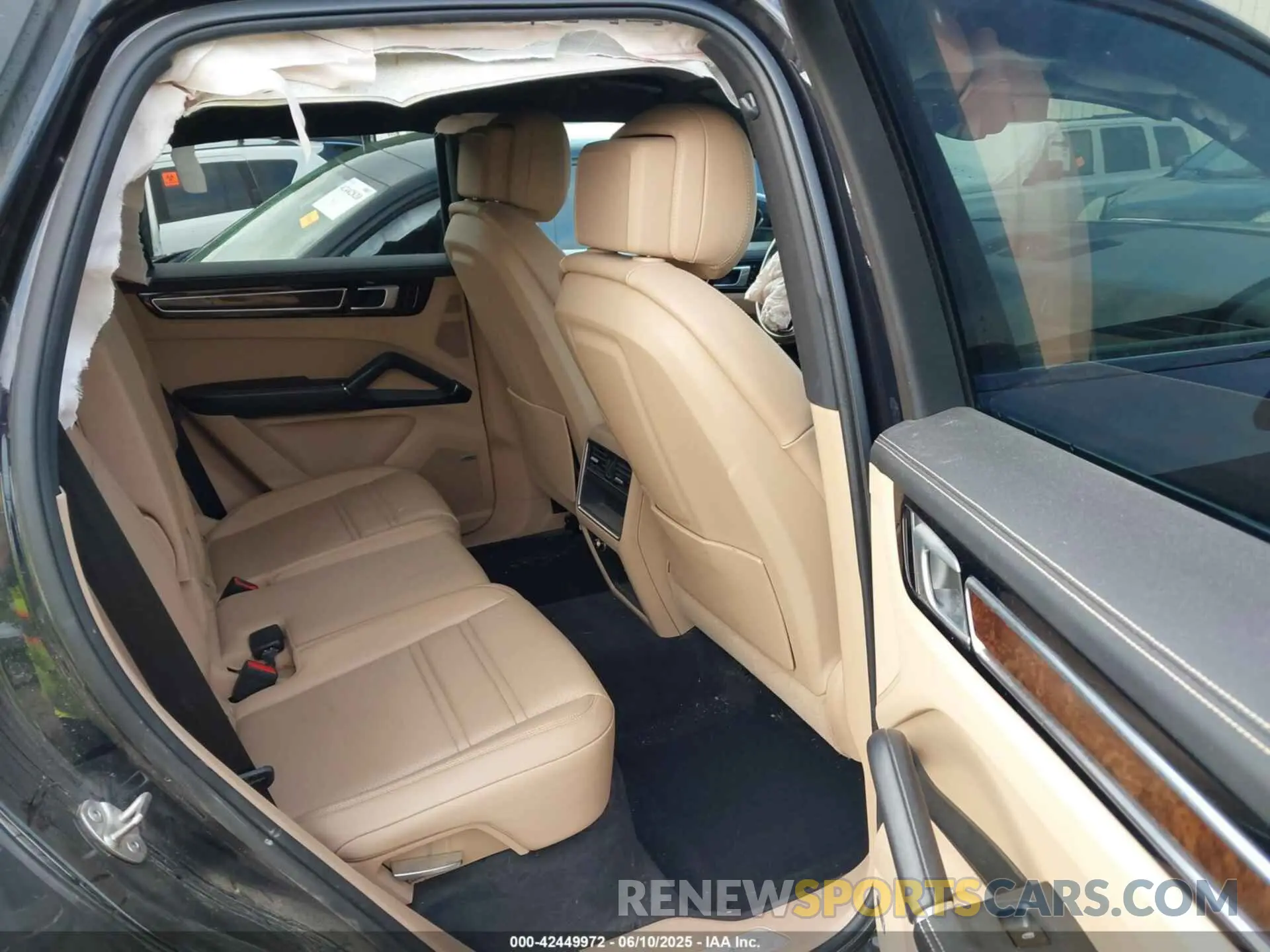 8 fotografías del automóvil dañado WP1AA2AY4LDA07823 PORSCHE CAYENNE 2020