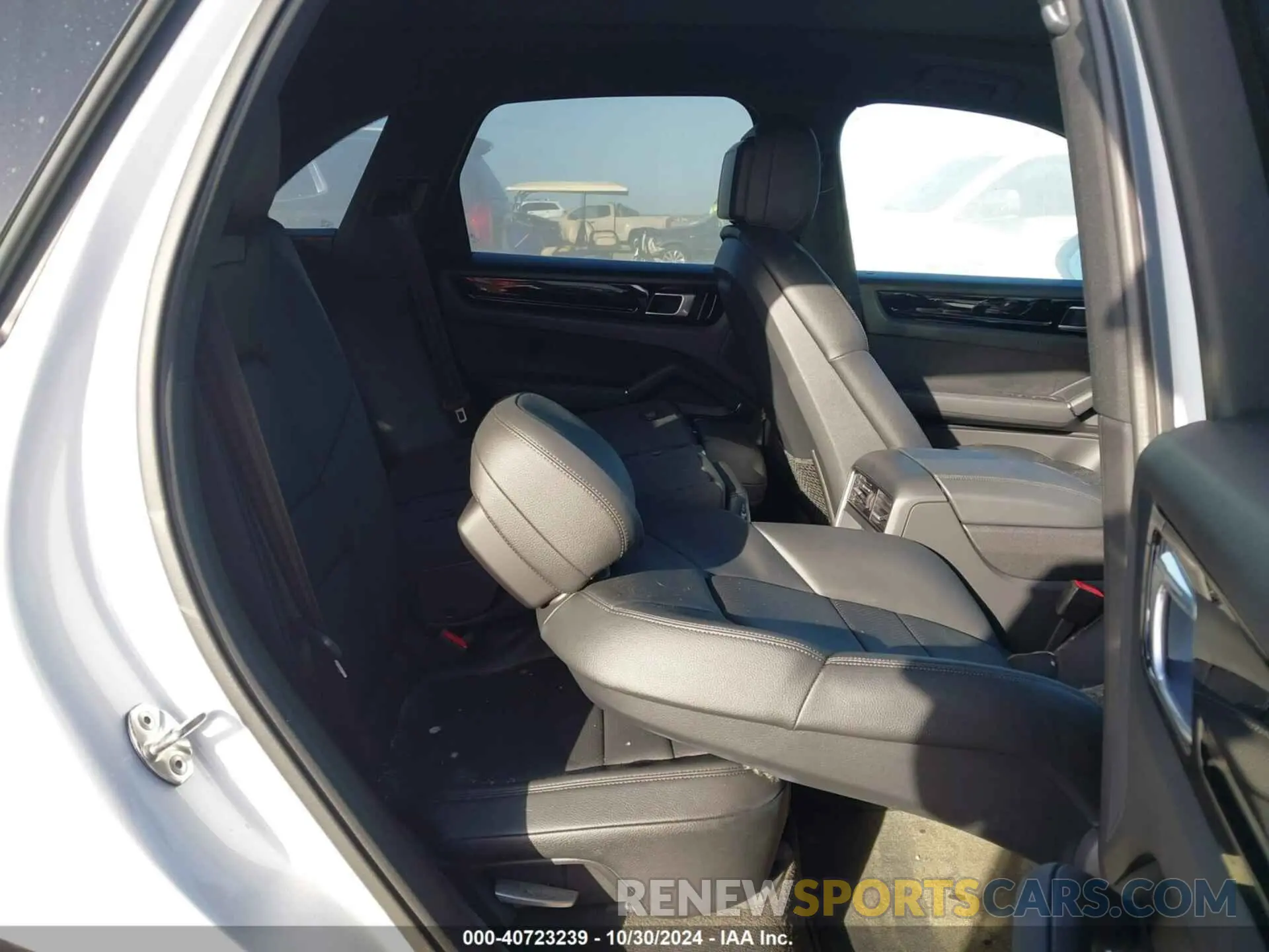8 fotografías del automóvil dañado WP1AA2AY4LDA09071 PORSCHE CAYENNE 2020