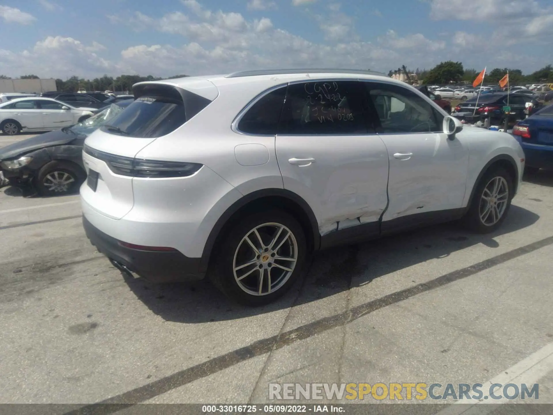 4 fotografías del automóvil dañado WP1AA2AY4LDA10205 PORSCHE CAYENNE 2020