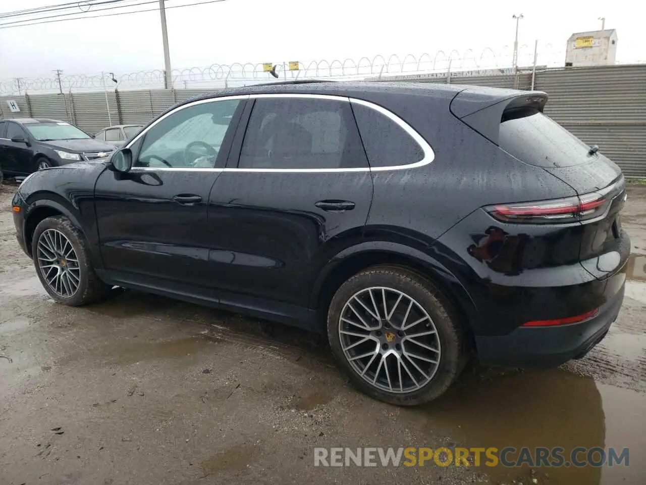 2 fotografías del automóvil dañado WP1AA2AY6LDA09492 PORSCHE CAYENNE 2020