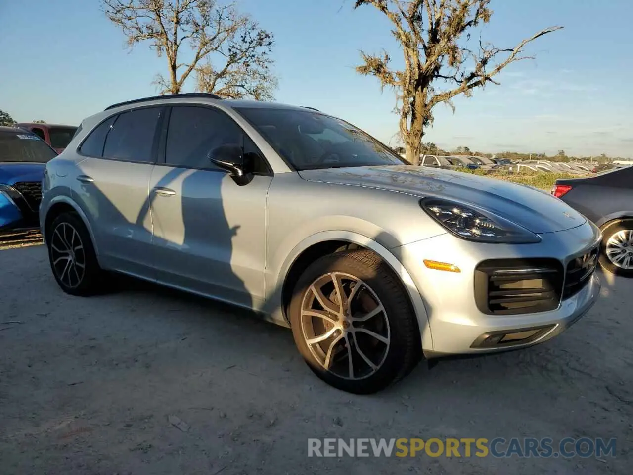 4 fotografías del automóvil dañado WP1AA2AY6LDA09900 PORSCHE CAYENNE 2020