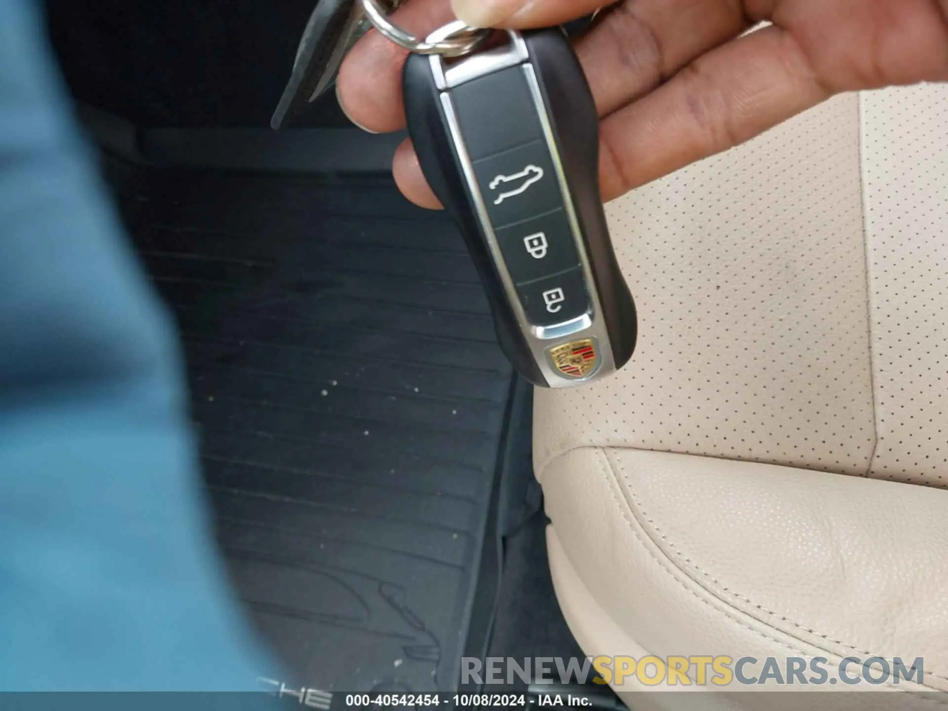 11 fotografías del automóvil dañado WP1AA2AY8LDA00891 PORSCHE CAYENNE 2020