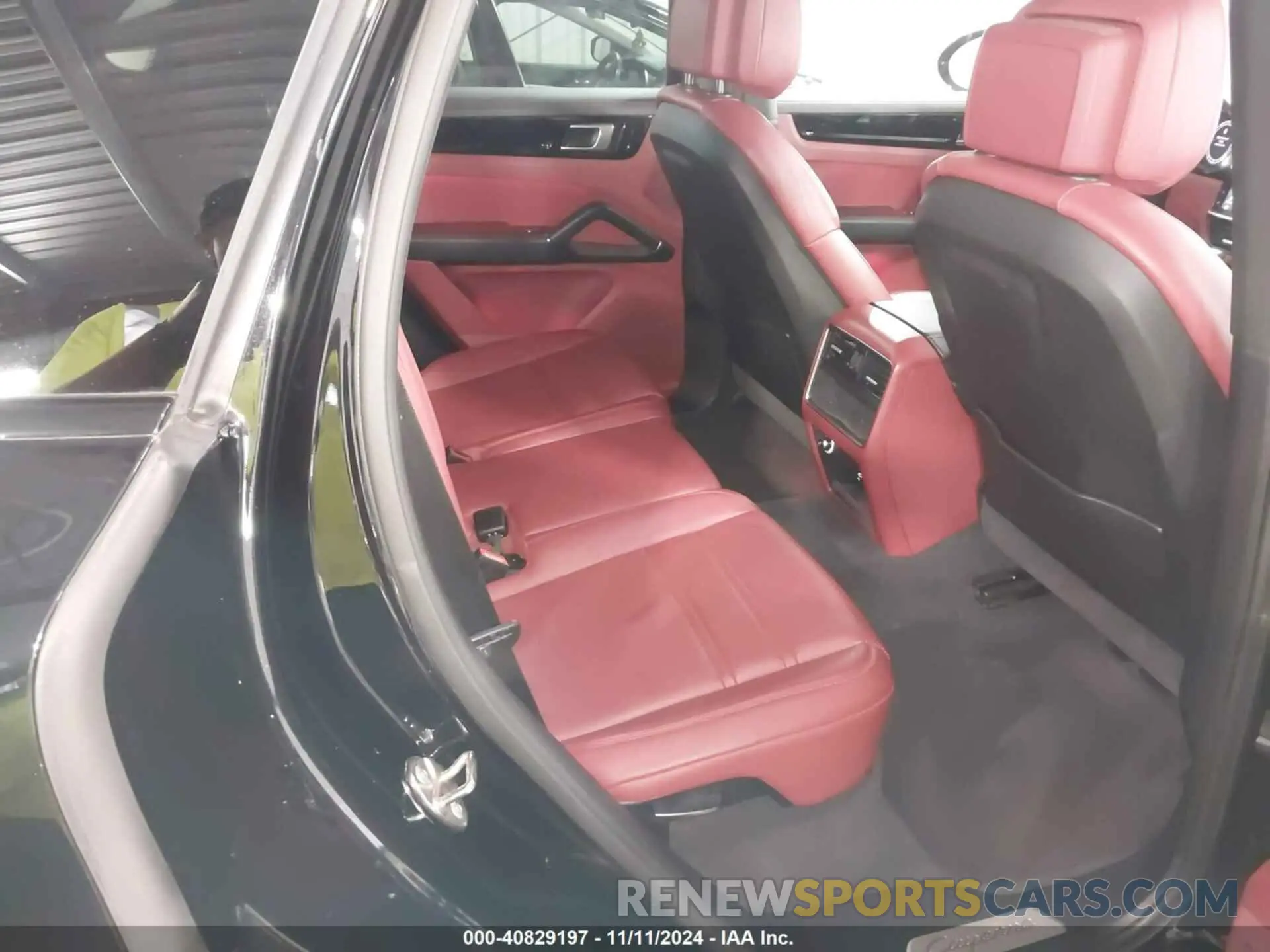 8 fotografías del automóvil dañado WP1AA2AY8LDA06206 PORSCHE CAYENNE 2020