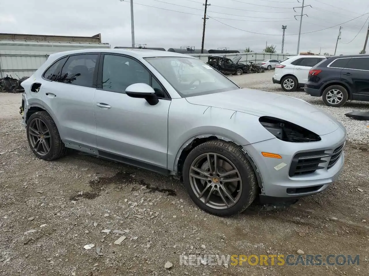 4 fotografías del automóvil dañado WP1AB2AY8LDA27666 PORSCHE CAYENNE 2020