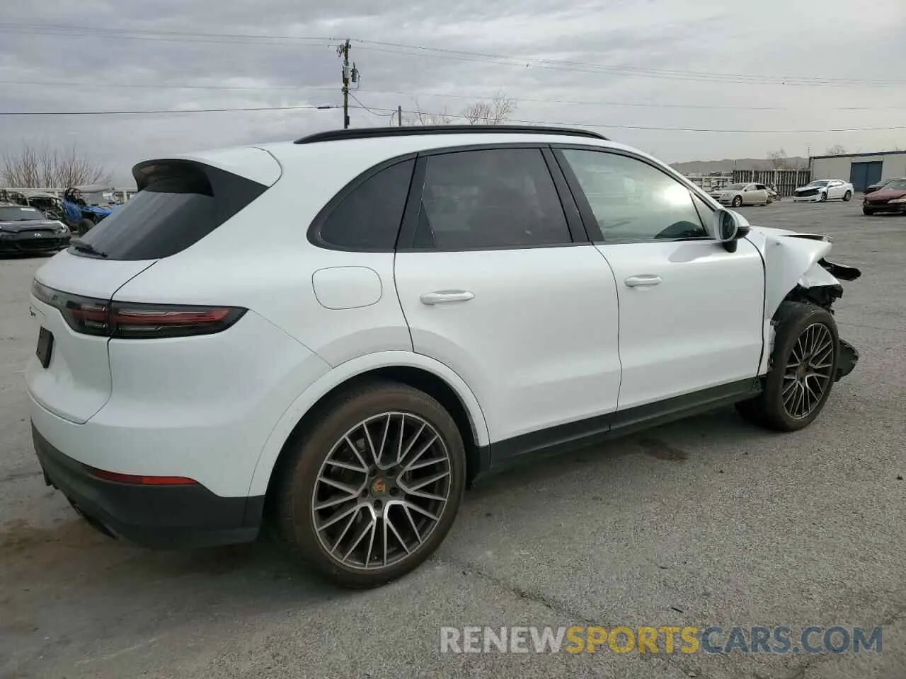3 fotografías del automóvil dañado WP1AA2AY0MDA03642 PORSCHE CAYENNE 2021
