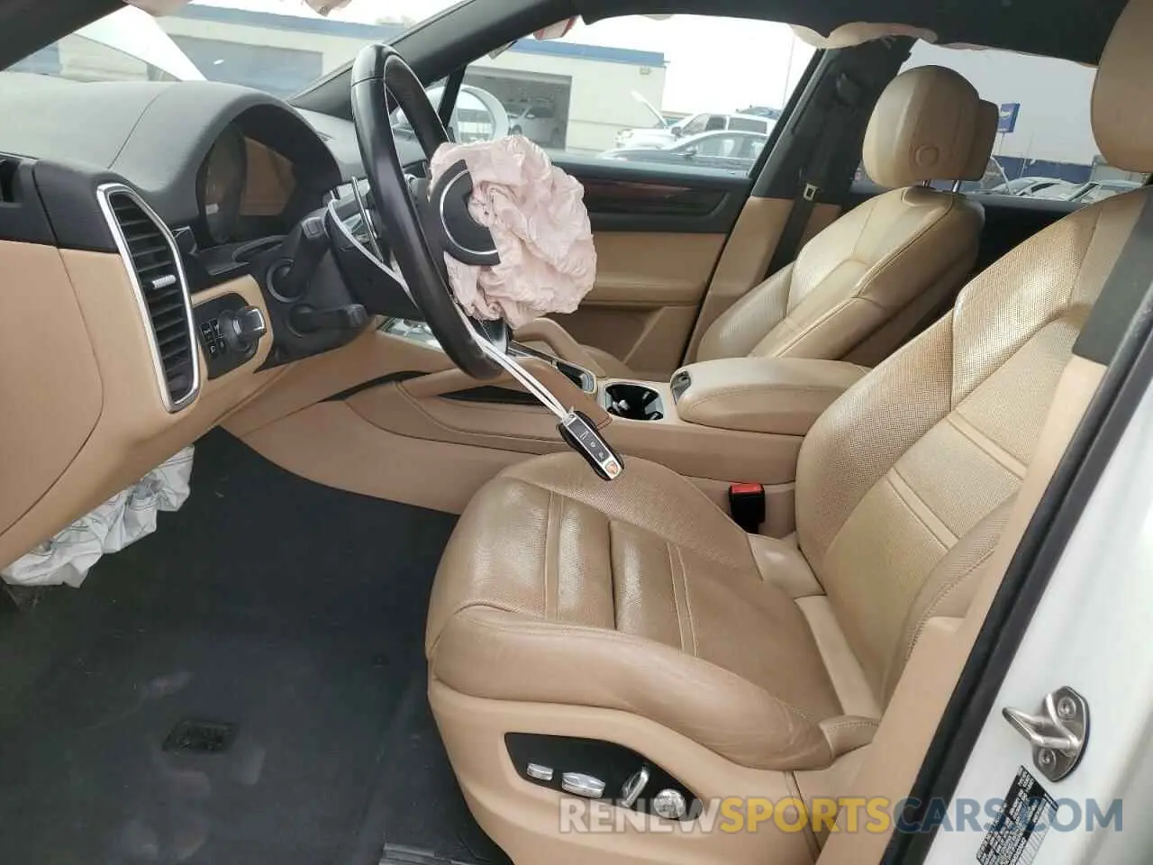 7 fotografías del automóvil dañado WP1AA2AY0MDA03642 PORSCHE CAYENNE 2021
