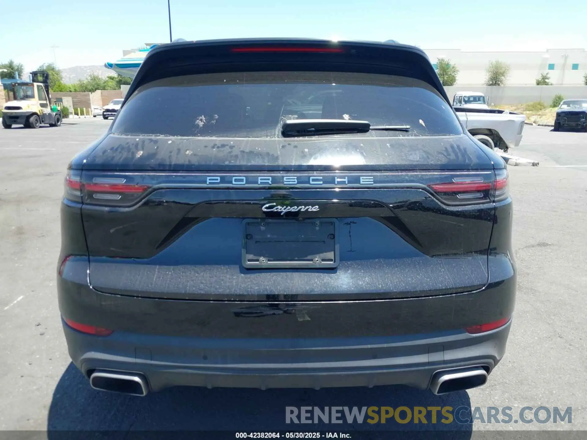 16 fotografías del automóvil dañado WP1AA2AY1MDA08476 PORSCHE CAYENNE 2021