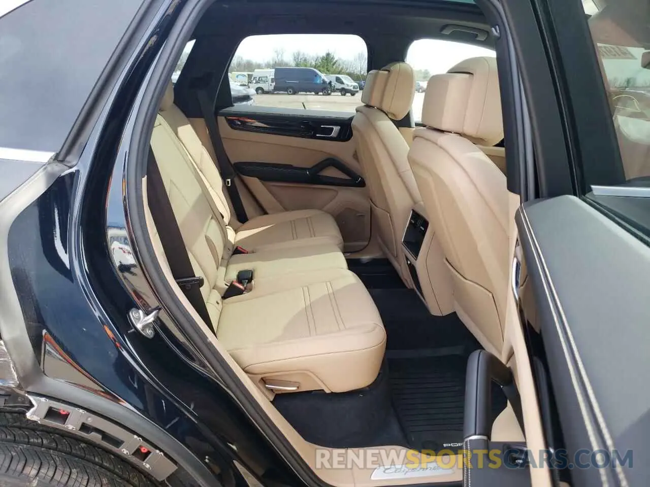 6 fotografías del automóvil dañado WP1AA2AY1MDA09417 PORSCHE CAYENNE 2021