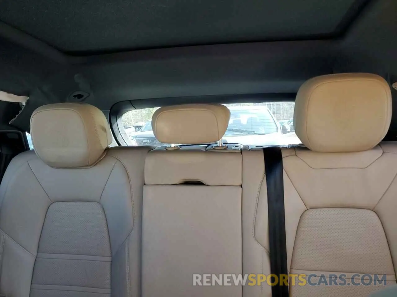 10 fotografías del automóvil dañado WP1AA2AY1MDA10213 PORSCHE CAYENNE 2021