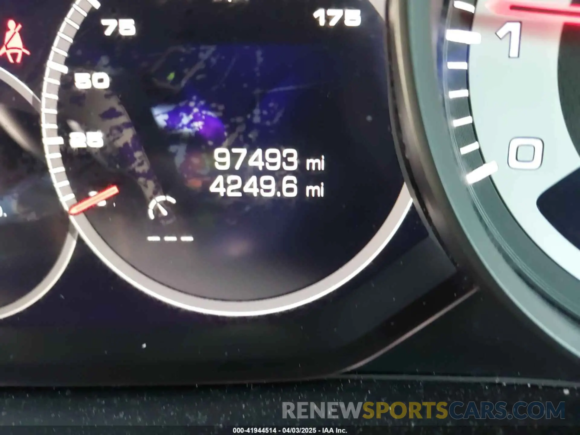 16 fotografías del automóvil dañado WP1AA2AY2MDA02749 PORSCHE CAYENNE 2021
