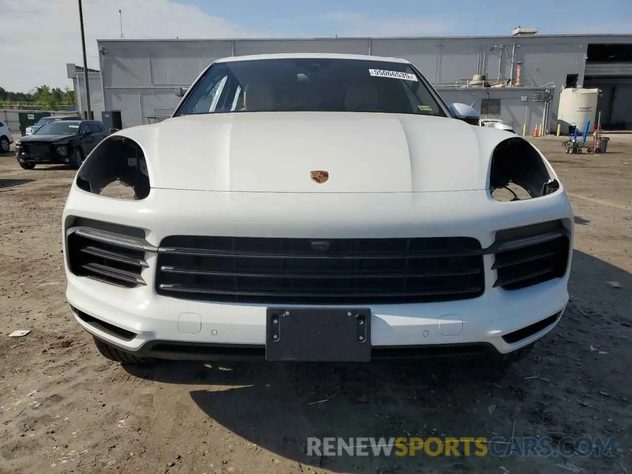 5 fotografías del automóvil dañado WP1AA2AY2MDA04727 PORSCHE CAYENNE 2021
