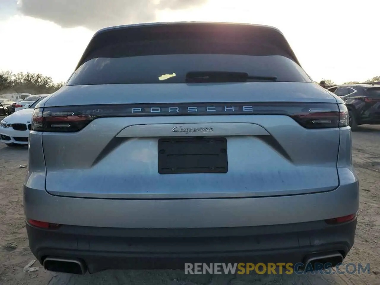 6 fotografías del automóvil dañado WP1AA2AY2MDA08115 PORSCHE CAYENNE 2021