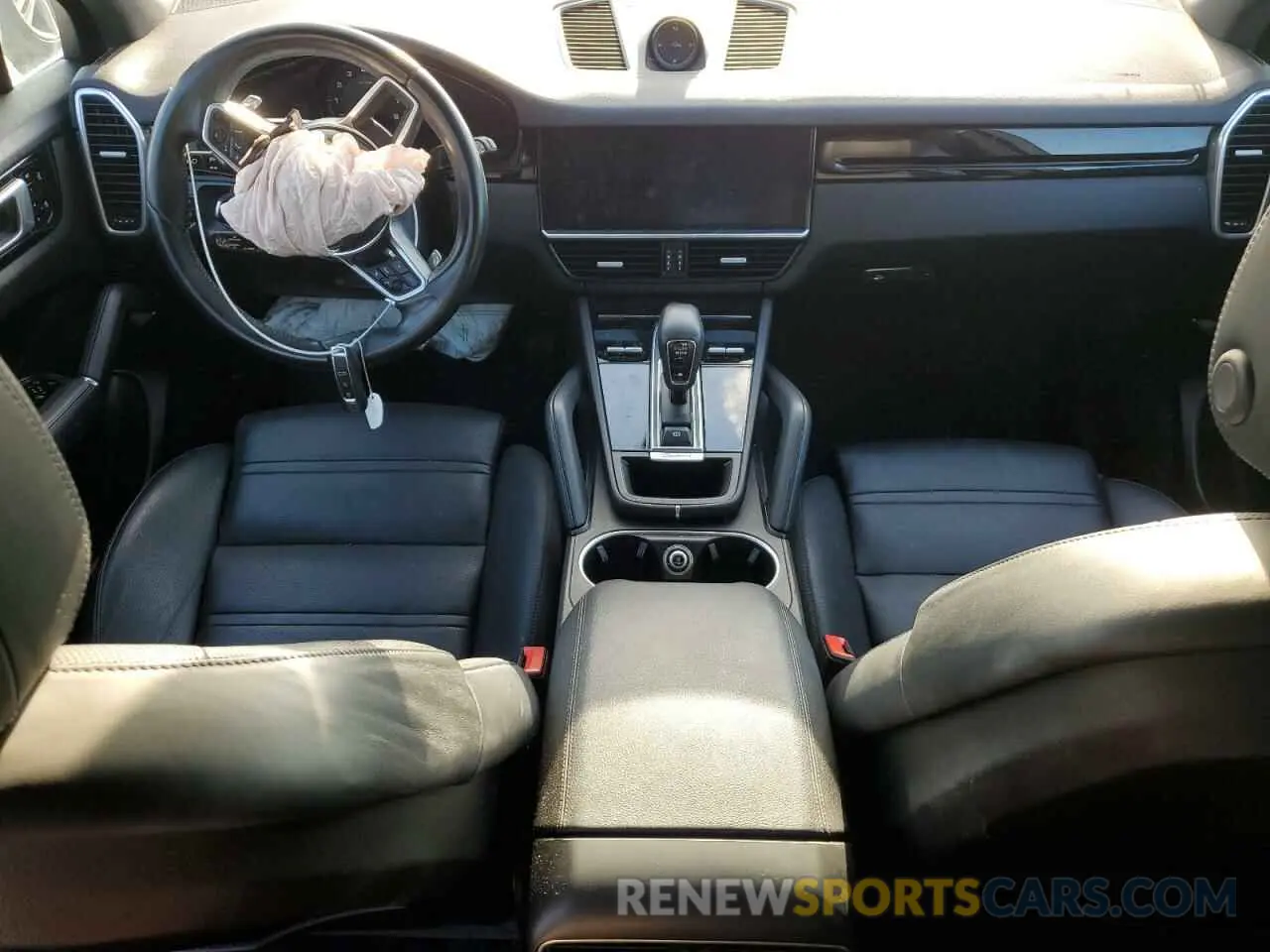 8 fotografías del automóvil dañado WP1AA2AY2MDA08115 PORSCHE CAYENNE 2021