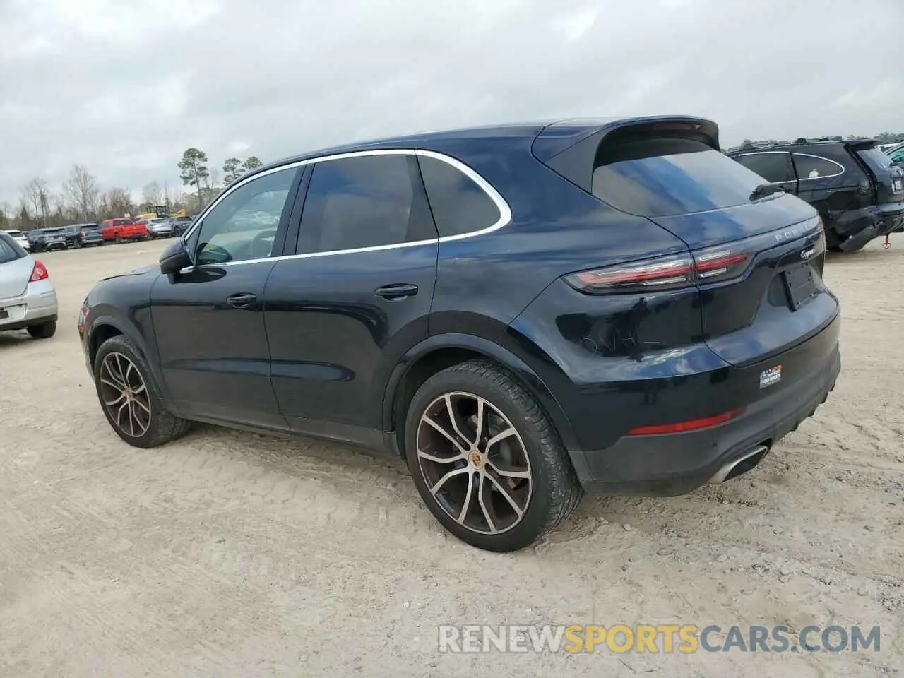 2 fotografías del automóvil dañado WP1AA2AY3MDA09676 PORSCHE CAYENNE 2021