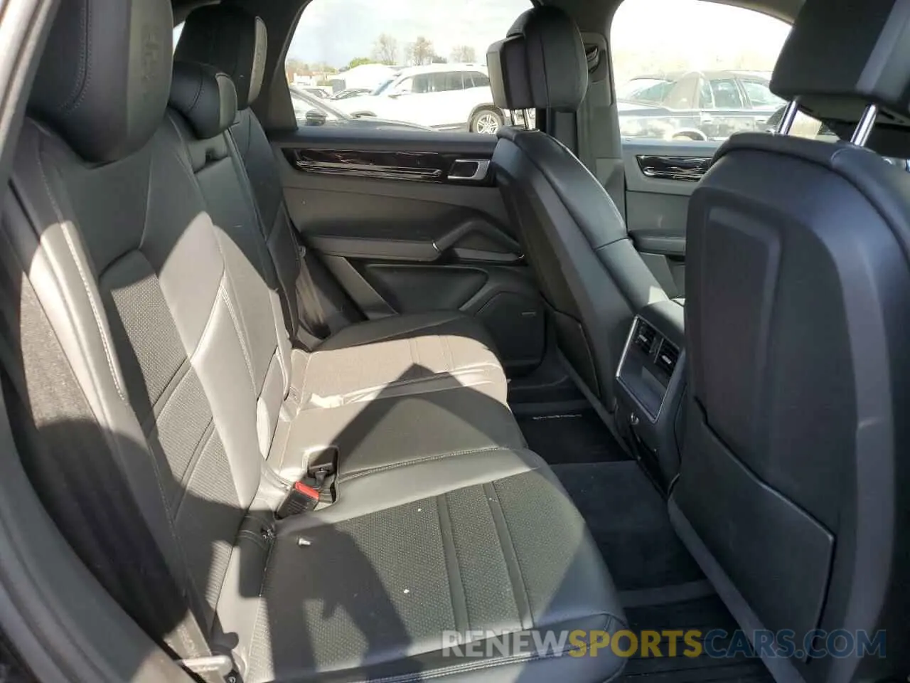 11 fotografías del automóvil dañado WP1AA2AY6MDA05024 PORSCHE CAYENNE 2021