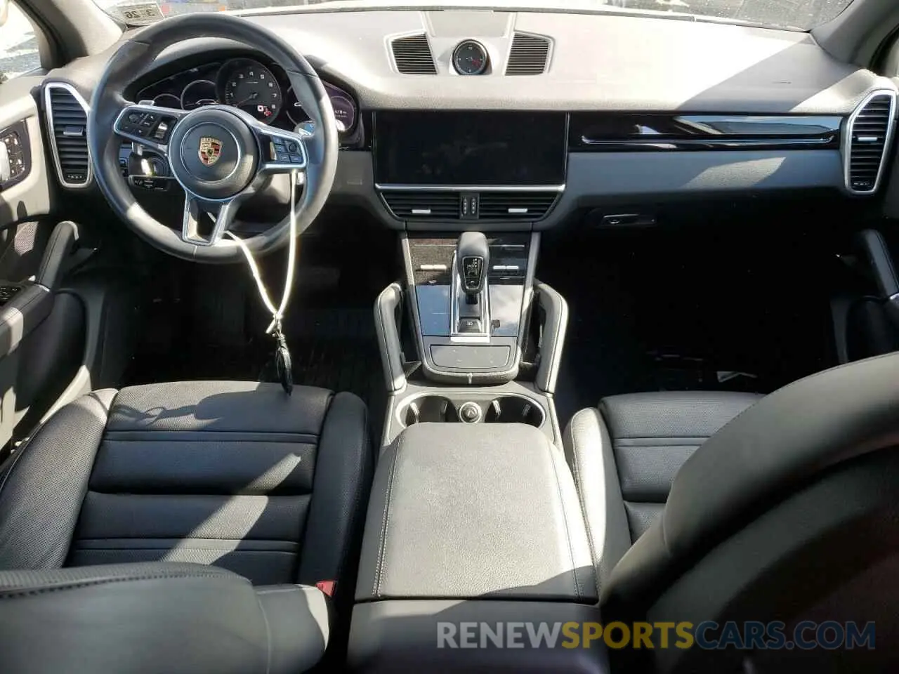 8 fotografías del automóvil dañado WP1AA2AY6MDA05024 PORSCHE CAYENNE 2021