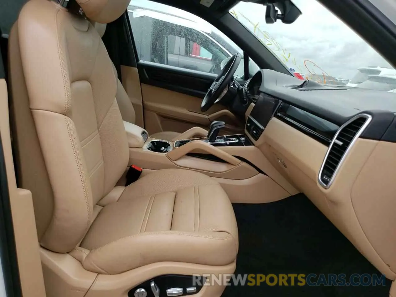 5 fotografías del automóvil dañado WP1AA2AY6MDA05976 PORSCHE CAYENNE 2021