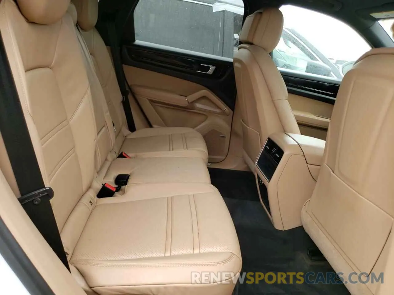 6 fotografías del automóvil dañado WP1AA2AY6MDA05976 PORSCHE CAYENNE 2021