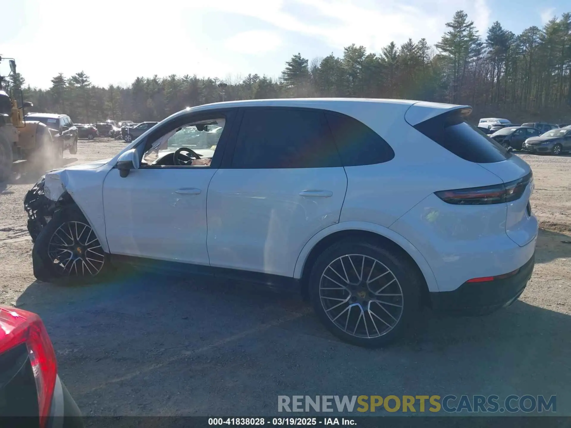14 fotografías del automóvil dañado WP1AA2AY7MDA01807 PORSCHE CAYENNE 2021