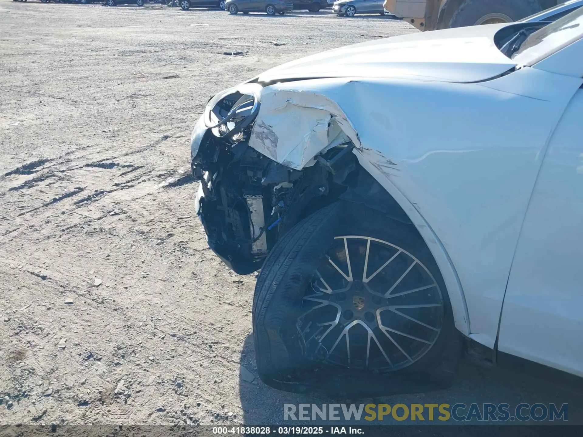 6 fotografías del automóvil dañado WP1AA2AY7MDA01807 PORSCHE CAYENNE 2021