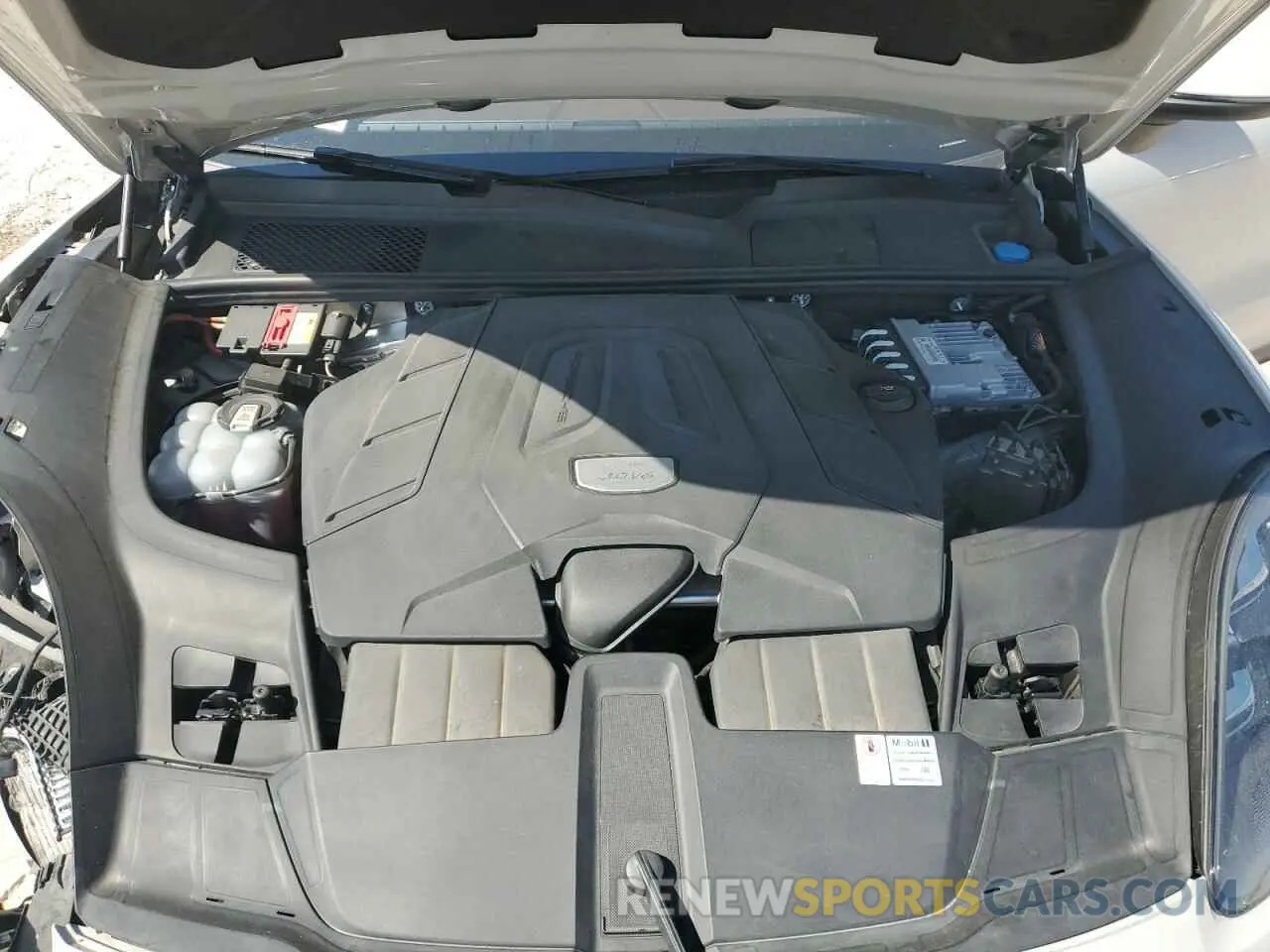 12 fotografías del automóvil dañado WP1AA2AY9MDA04210 PORSCHE CAYENNE 2021