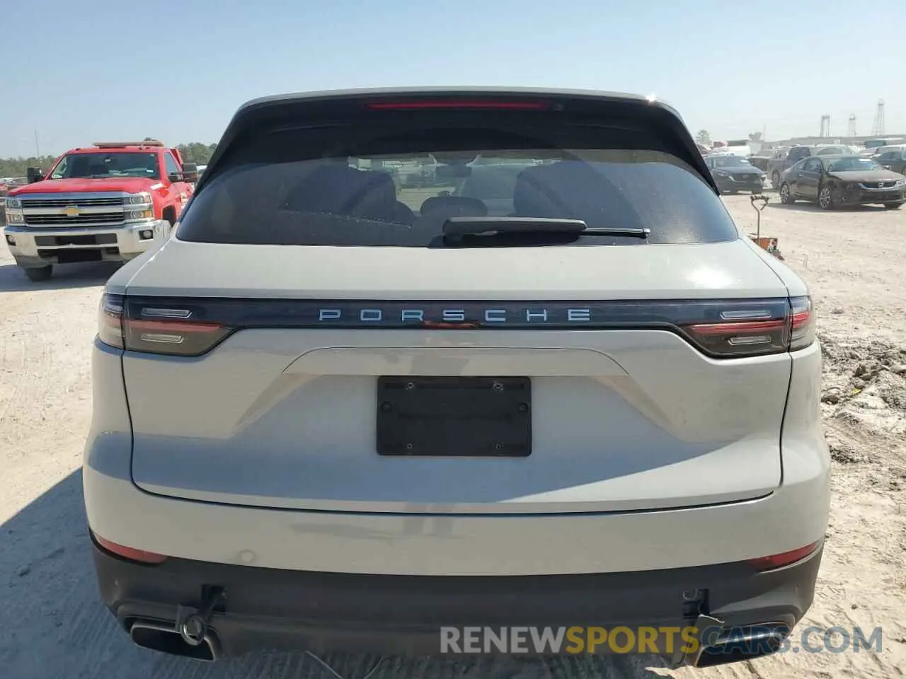 6 fotografías del automóvil dañado WP1AA2AY9MDA04210 PORSCHE CAYENNE 2021
