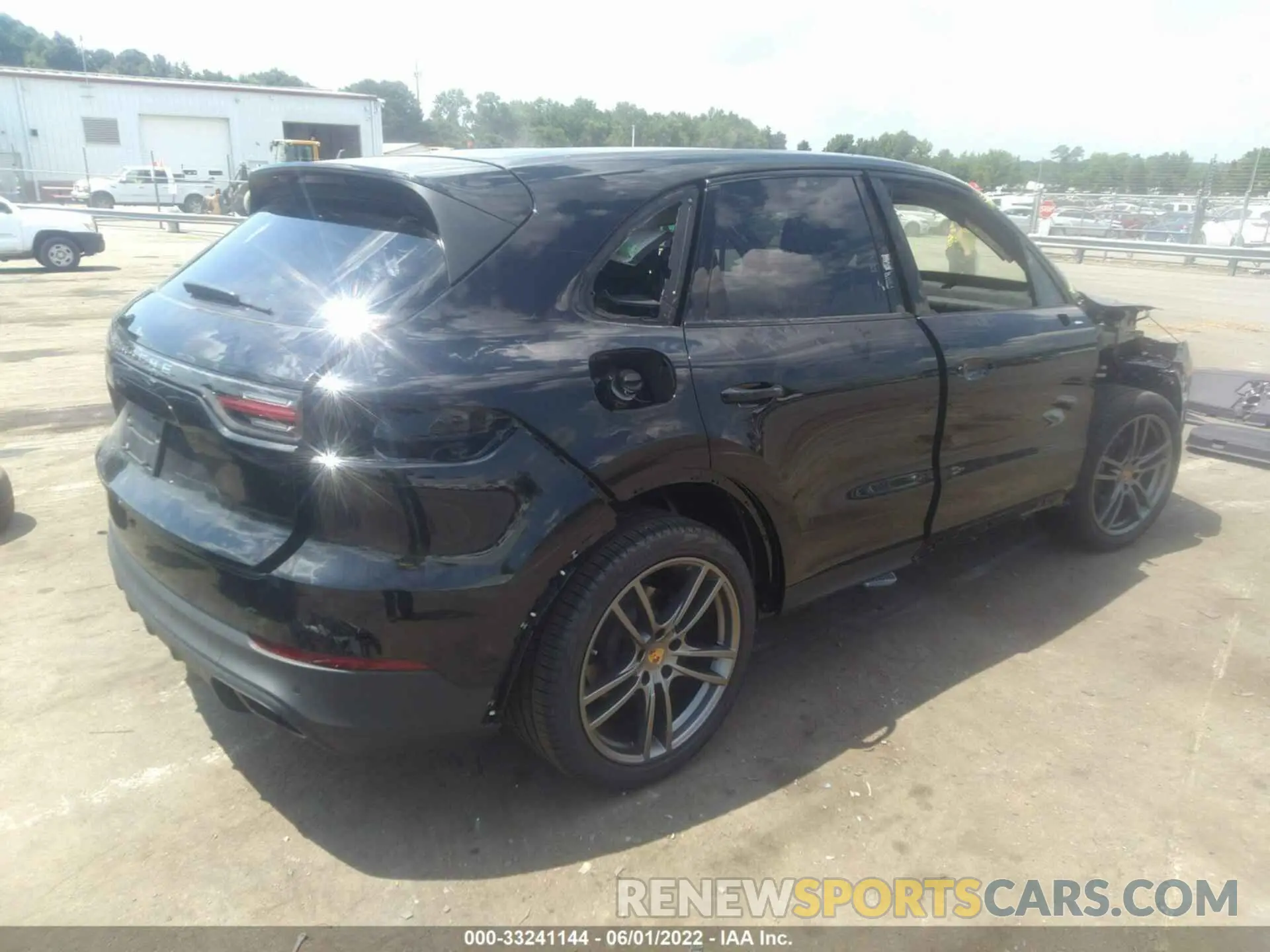 4 fotografías del automóvil dañado WP1AA2AY9MDA07642 PORSCHE CAYENNE 2021