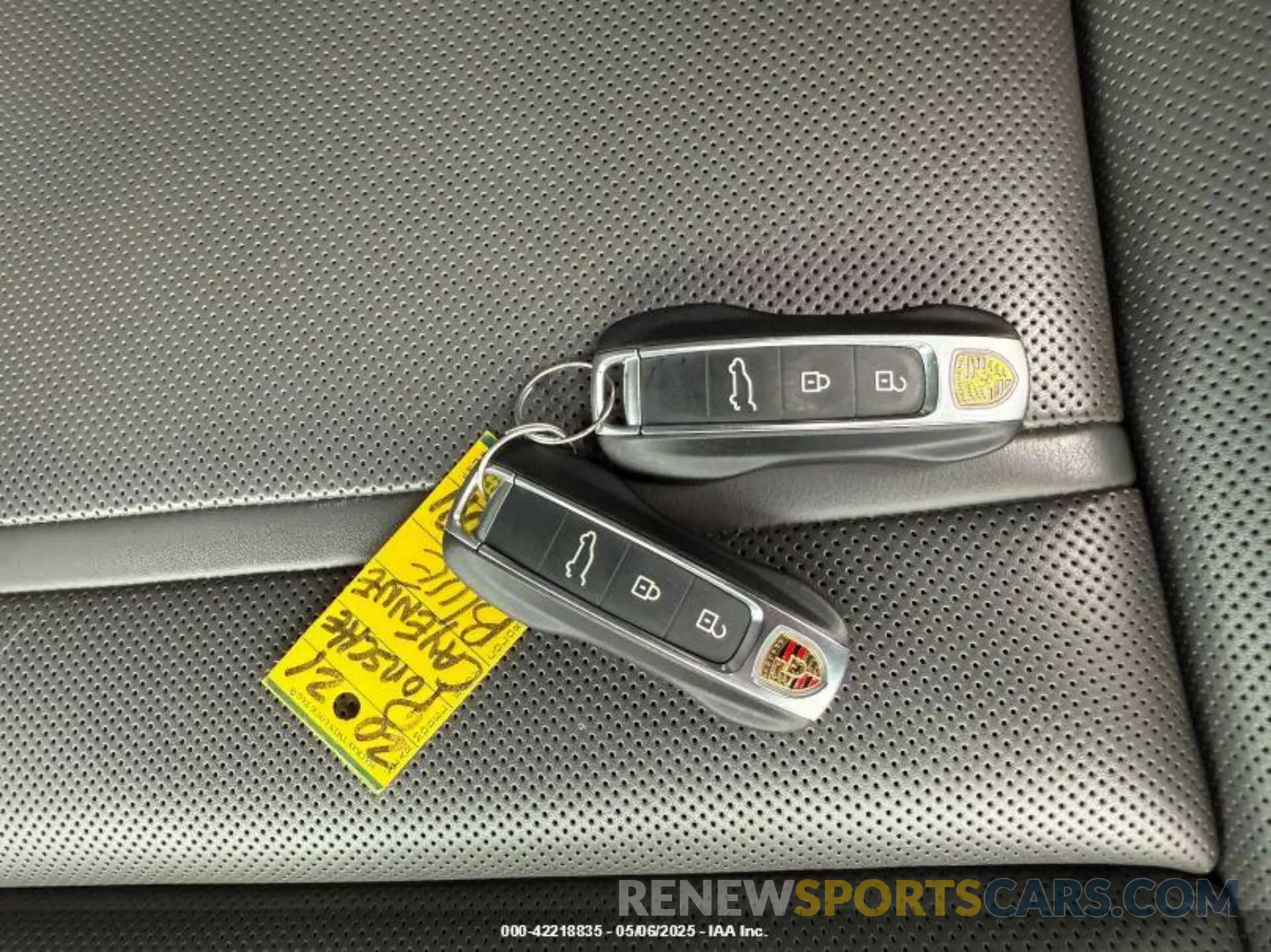 11 fotografías del automóvil dañado WP1AA2AYXMDA02563 PORSCHE CAYENNE 2021