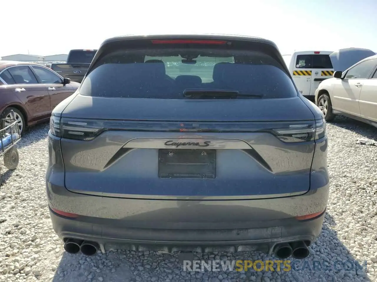 6 fotografías del automóvil dañado WP1AB2AY0MDA28683 PORSCHE CAYENNE 2021