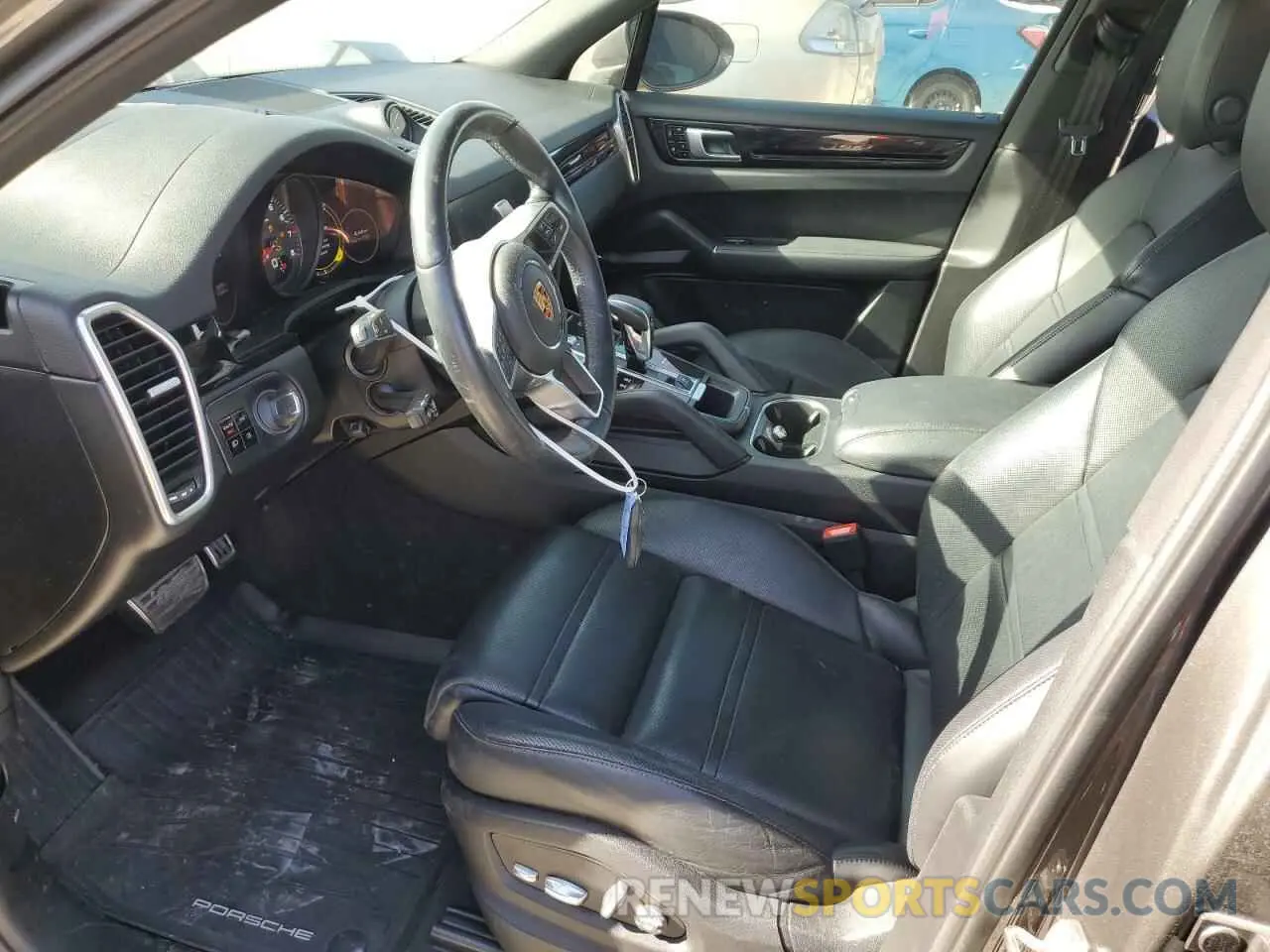 7 fotografías del automóvil dañado WP1AB2AY0MDA28683 PORSCHE CAYENNE 2021