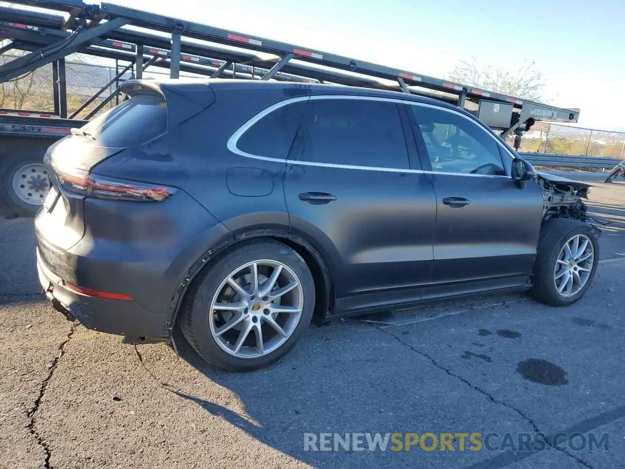 3 fotografías del automóvil dañado WP1AB2AYXMDA27735 PORSCHE CAYENNE 2021