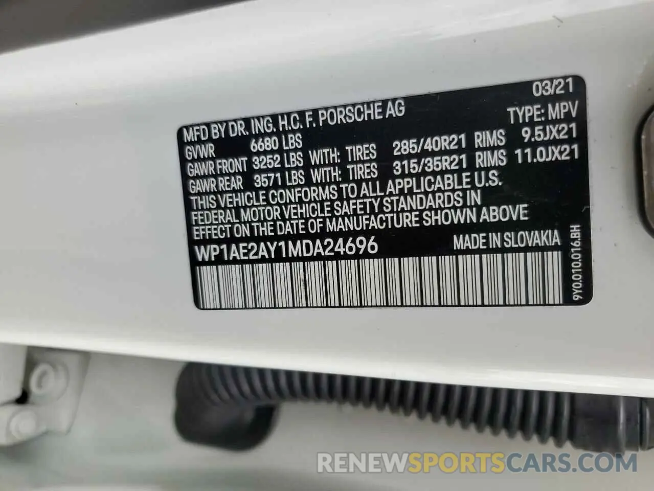 13 fotografías del automóvil dañado WP1AE2AY1MDA24696 PORSCHE CAYENNE 2021