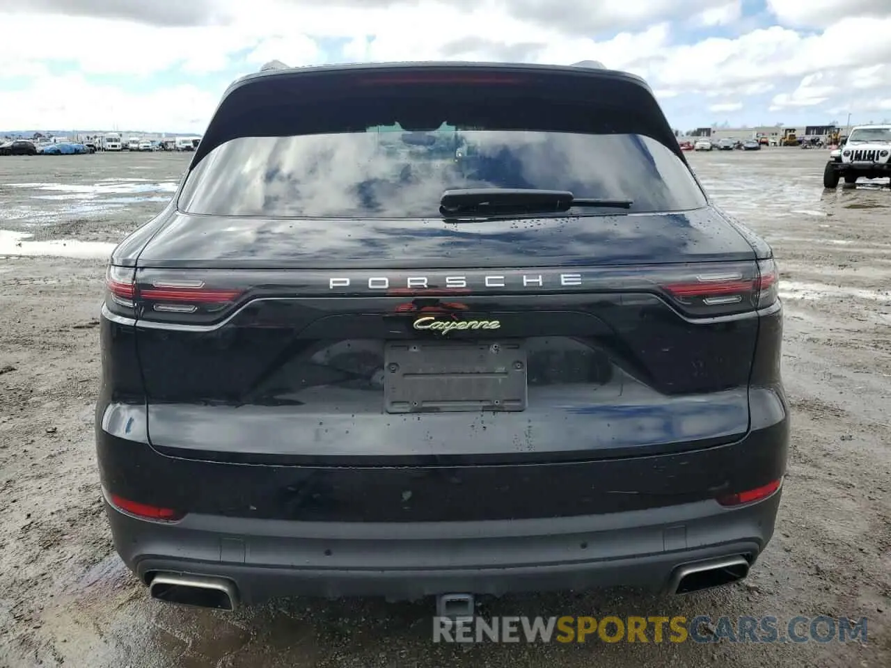 6 fotografías del automóvil dañado WP1AE2AYXMDA24972 PORSCHE CAYENNE 2021