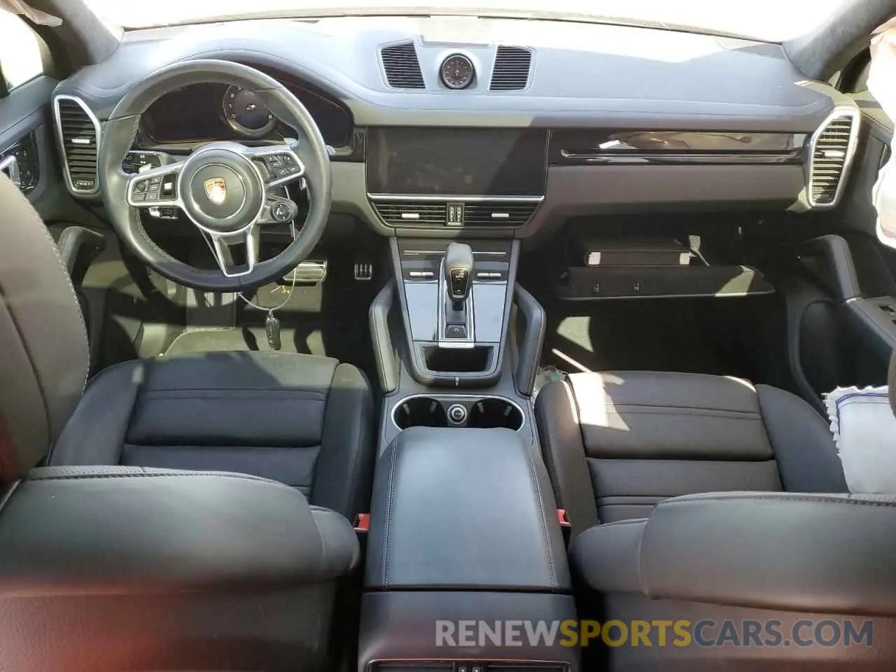 8 fotografías del automóvil dañado WP1AG2AY3MDA34902 PORSCHE CAYENNE 2021