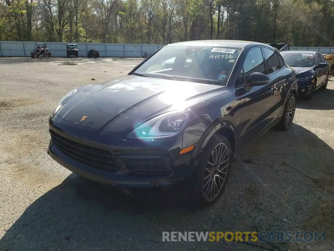 2 fotografías del automóvil dañado WP1BA2AY1MDA40736 PORSCHE CAYENNE 2021