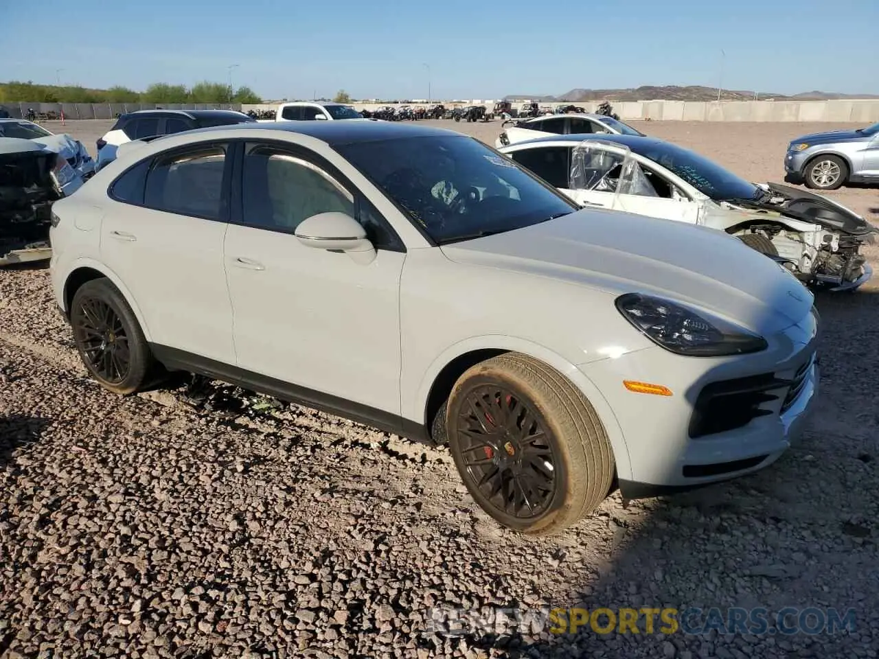 4 fotografías del automóvil dañado WP1BA2AY4MDA40505 PORSCHE CAYENNE 2021