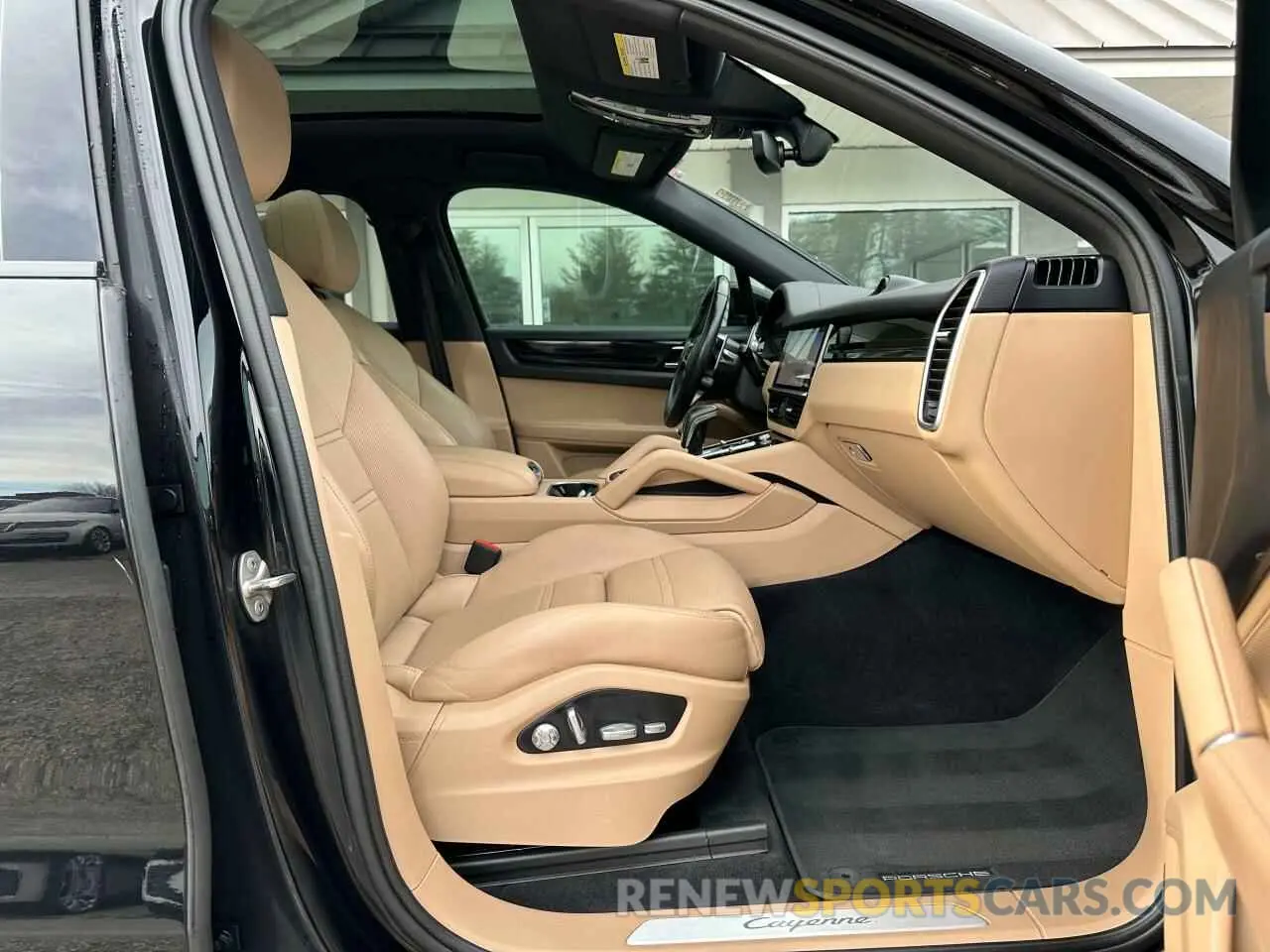 5 fotografías del automóvil dañado WP1BA2AY5MDA40948 PORSCHE CAYENNE 2021